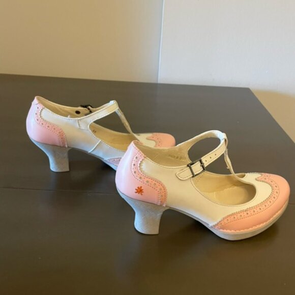 The Art Company Designer Mary Jane Printed Heels Shoes Size 38/8 PINK/WHITE - Picture 3 of 8